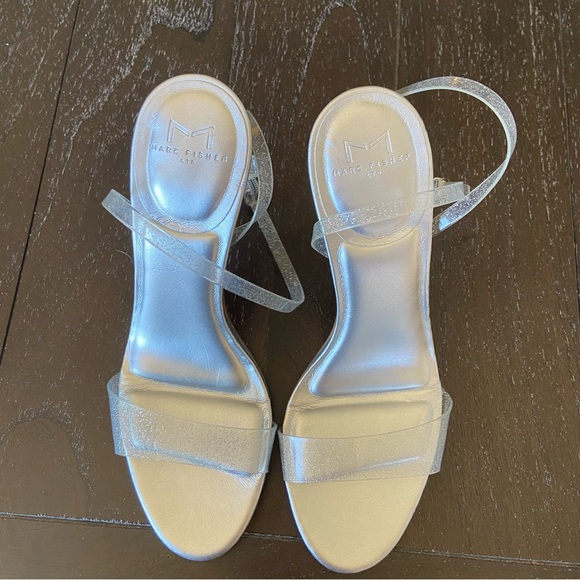 Marc‎ Fisher Calisty Silver Glitter Metallic Heels Strappy Sandals 7M Clear - Picture 8 of 13